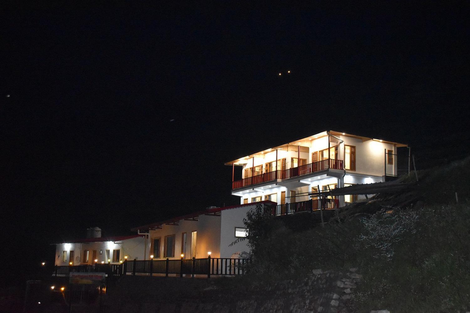 The Vintage Hill Village - Himalayan Boutique Resort Kanatal Ngoại thất bức ảnh