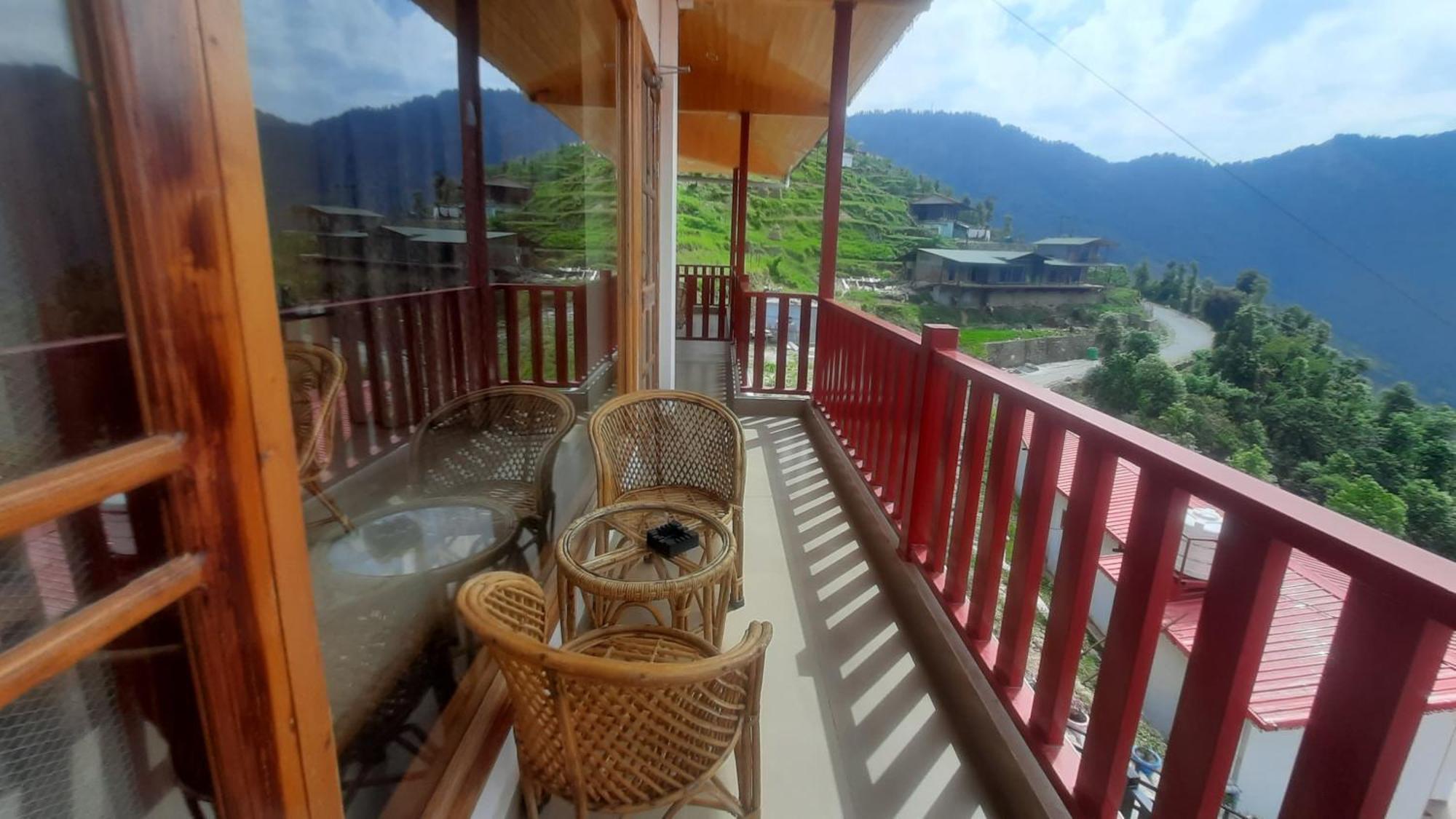 The Vintage Hill Village - Himalayan Boutique Resort Kanatal Ngoại thất bức ảnh