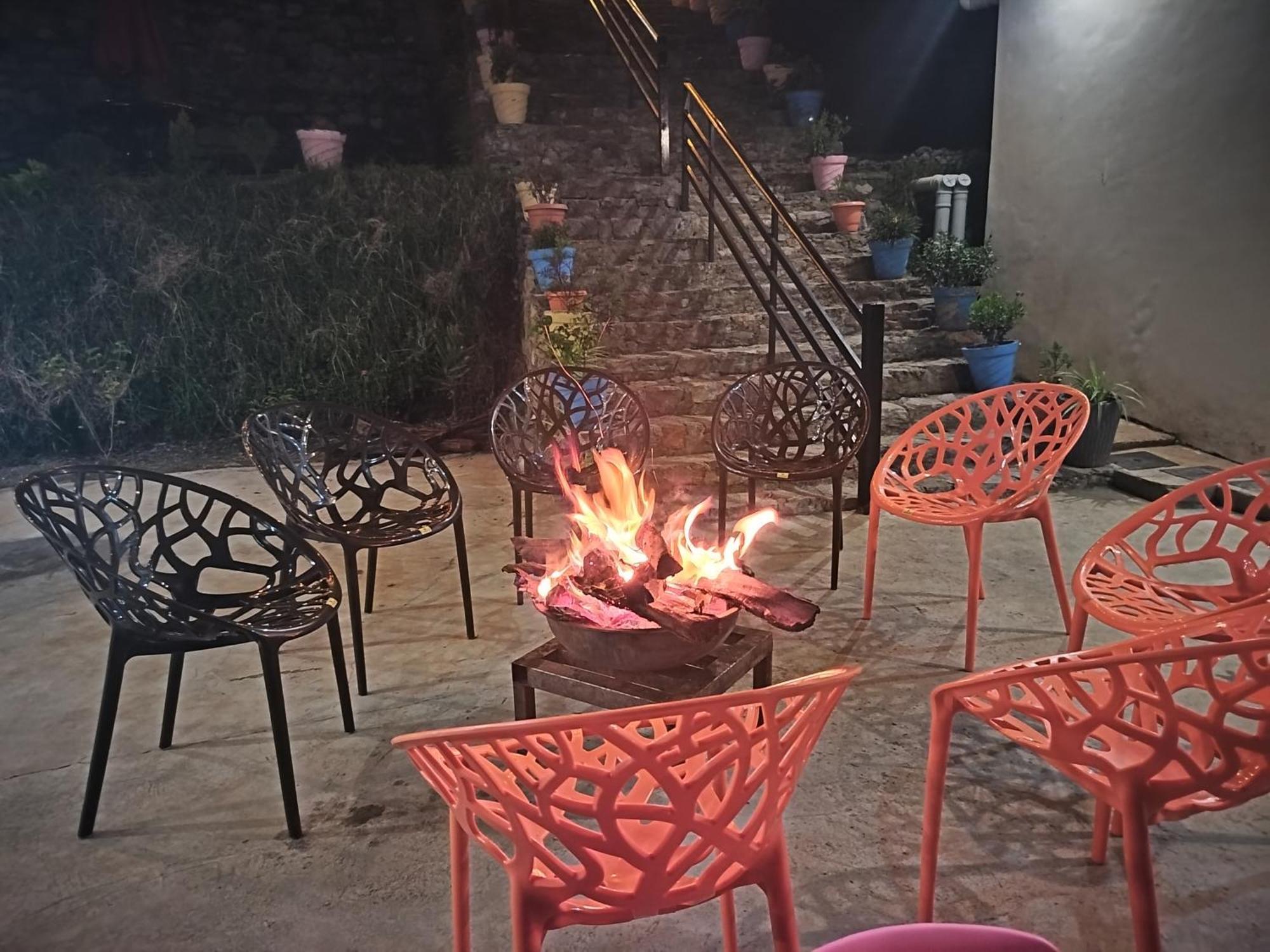 The Vintage Hill Village - Himalayan Boutique Resort Kanatal Ngoại thất bức ảnh