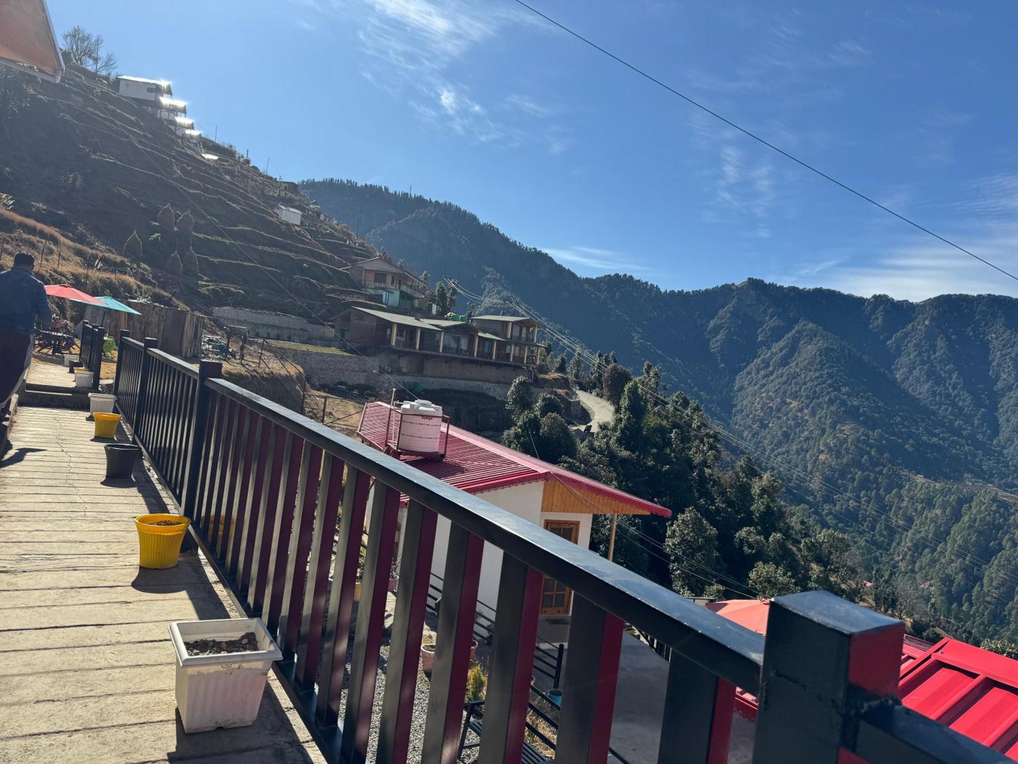 The Vintage Hill Village - Himalayan Boutique Resort Kanatal Ngoại thất bức ảnh