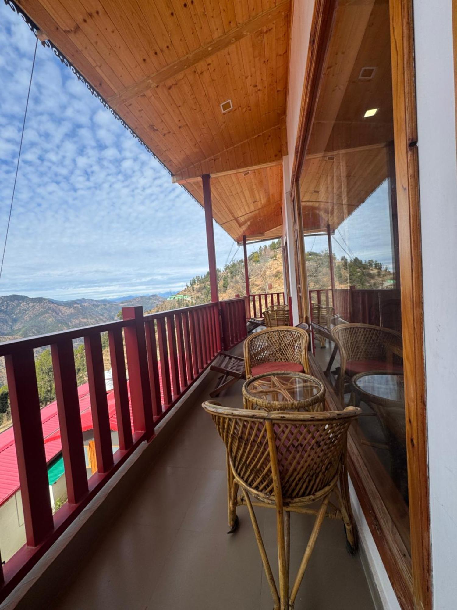 The Vintage Hill Village - Himalayan Boutique Resort Kanatal Ngoại thất bức ảnh